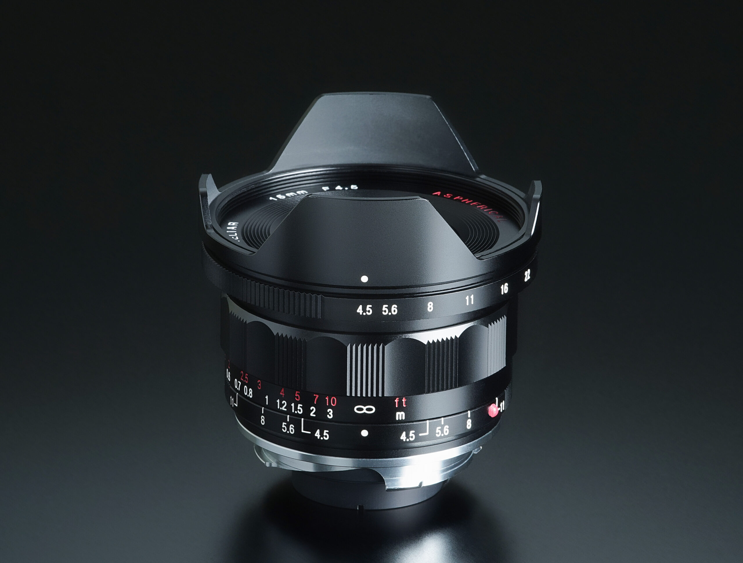 新作商品 VoightLander 単焦点レンズ SUPER WIDE-HELIAR 15mm F4.5