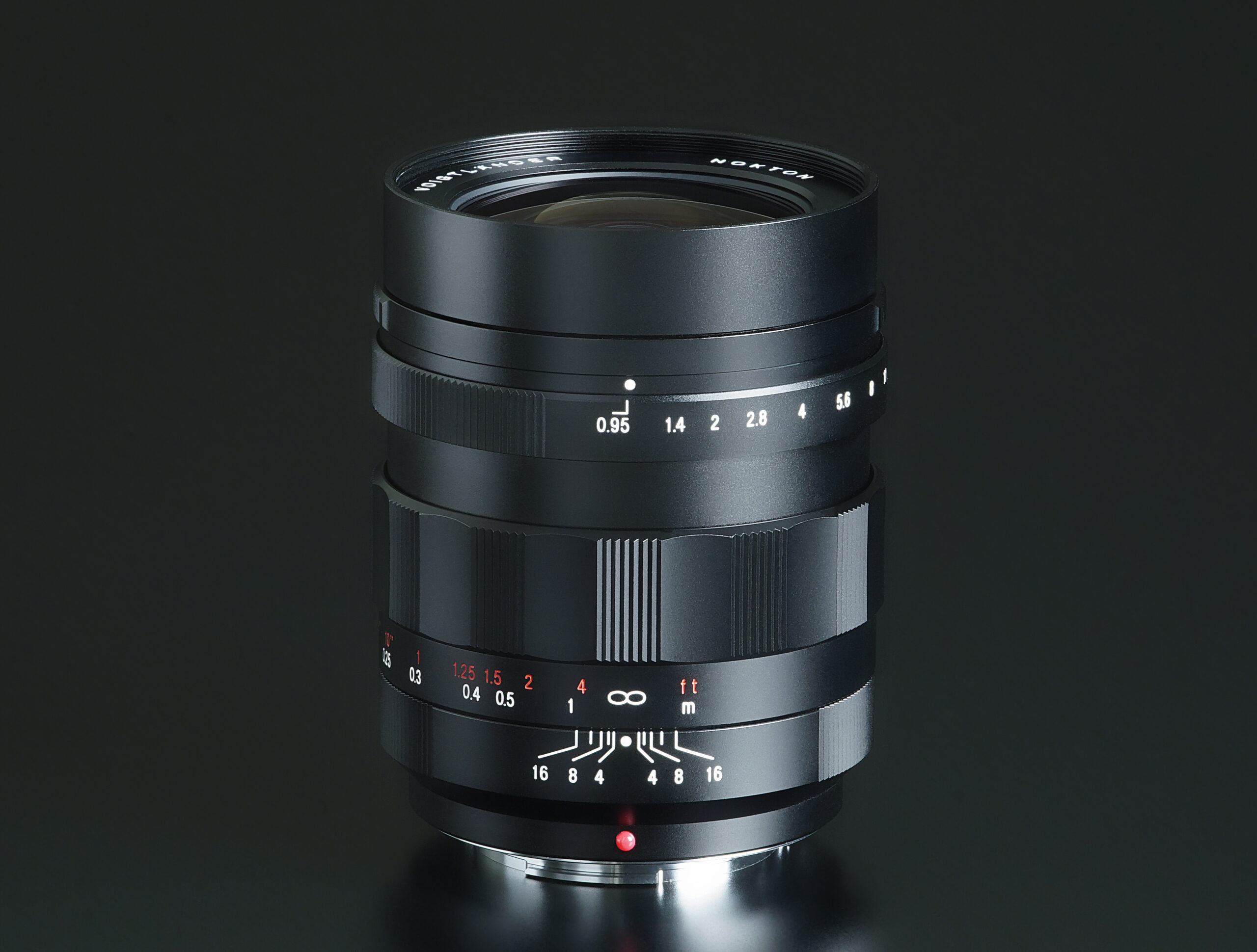 フォクトレンダー単焦点レンズ NOKTON 17.5mm F0.95-