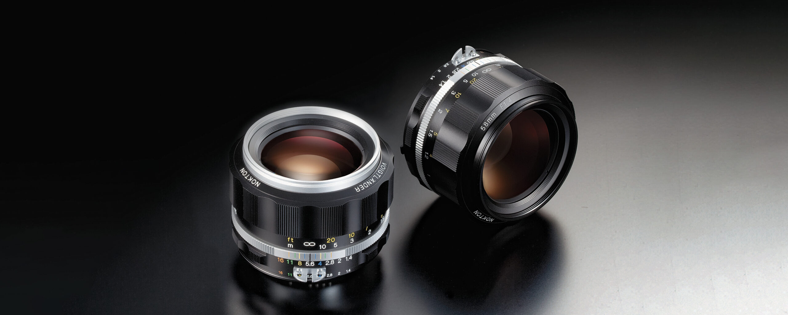 割引可 Voigtlander 58mm f/1.4 SL II S 銀 別売りフード付 - カメラ